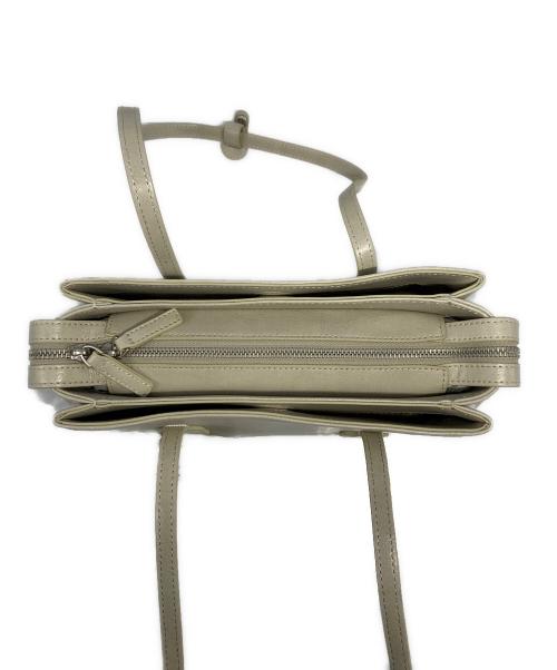 FOLNUA（フォルニュア）FOLNUA (フォルニュア) ハンドバッグ グレージュの古着・服飾アイテム