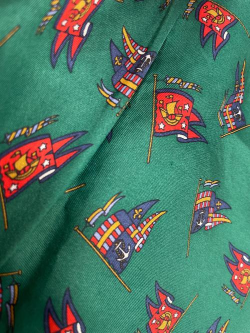 GUCCI（グッチ）GUCCI (グッチ) シルクスカーフ グリーンの古着・服飾アイテム