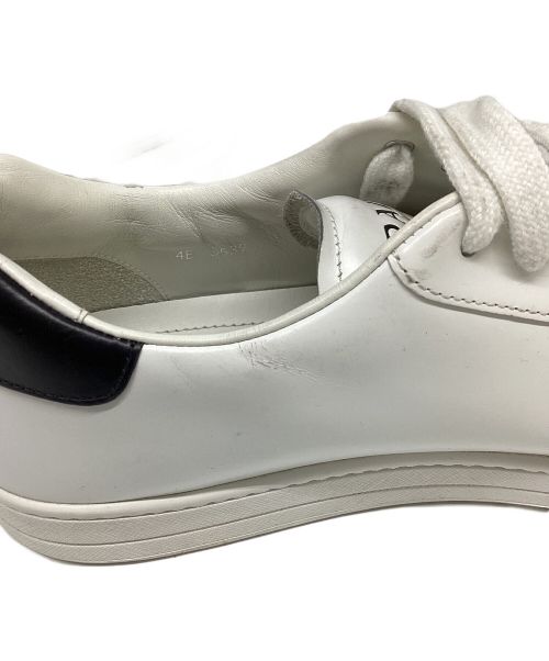 PRADA（プラダ）PRADA (プラダ) ローカットスニーカー ホワイト サイズ:7の古着・服飾アイテム