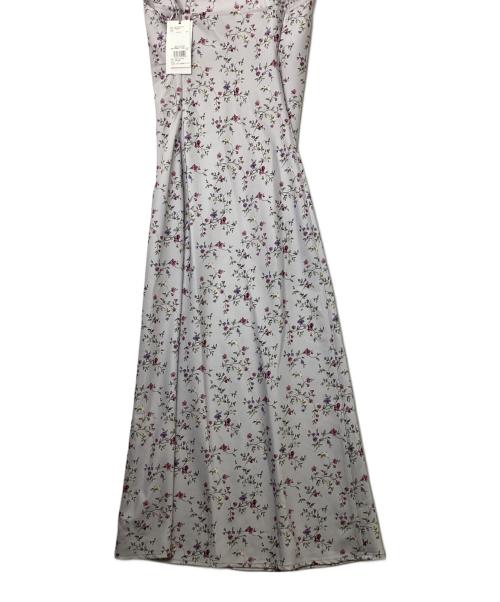 Snidel（スナイデル）Snidel (スナイデル) レイヤードデザインサテンキャミワンピース グレー 未使用品の古着・服飾アイテム