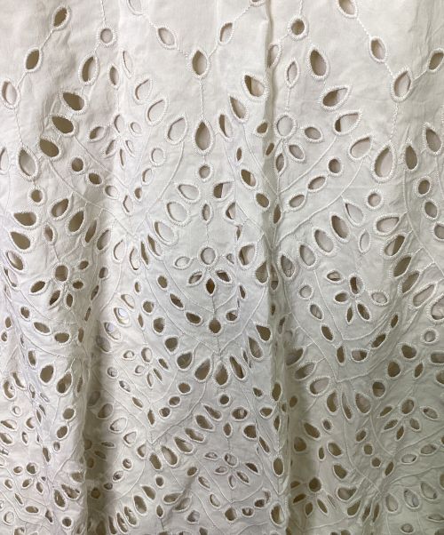 styling/（スタイリング）styling/ (スタイリング) エンブロイダリーワンピース ベージュの古着・服飾アイテム