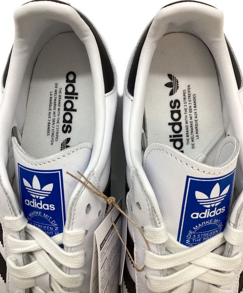 adidas（アディダス）adidas (アディダス) スニーカー ホワイト×ブラック サイズ:26 未使用品の古着・服飾アイテム