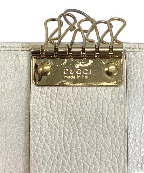 GUCCI（グッチ）GUCCI (グッチ) 6連キーケース ホワイト サイズ:-の古着・服飾アイテム