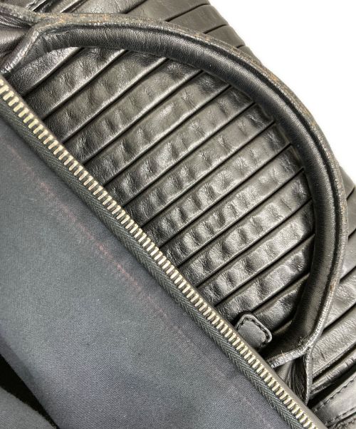 MIU MIU（ミュウミュウ）MIU MIU (ミュウミュウ) レザーハンドバッグ ブラックの古着・服飾アイテム