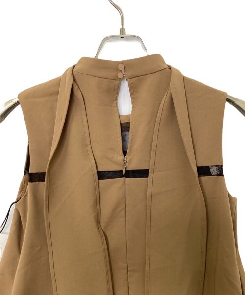 HER LIP TO（ハーリップトゥ）Her lip to (ハーリップトゥ) Lace Trimmed Bowtie Dress camel ベージュ サイズ:S 未使用品の古着・服飾アイテム