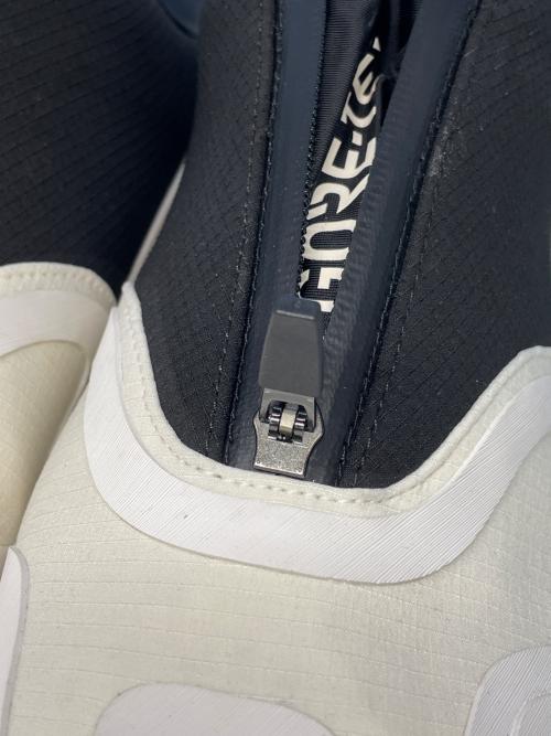 Y-3（ワイスリー）Y-3 (ワイスリー) スニーカー ホワイト サイズ:295の古着・服飾アイテム