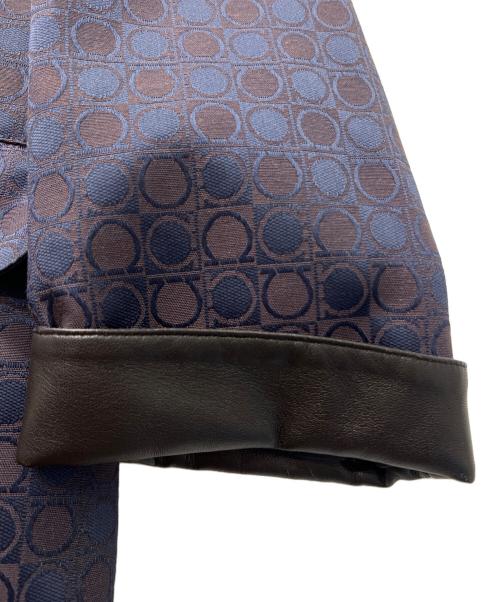 Salvatore Ferragamo（サルヴァトーレ フェラガモ）Salvatore Ferragamo (サルヴァトーレ フェラガモ) ステンカラーコート ネイビー サイズ:40の古着・服飾アイテム