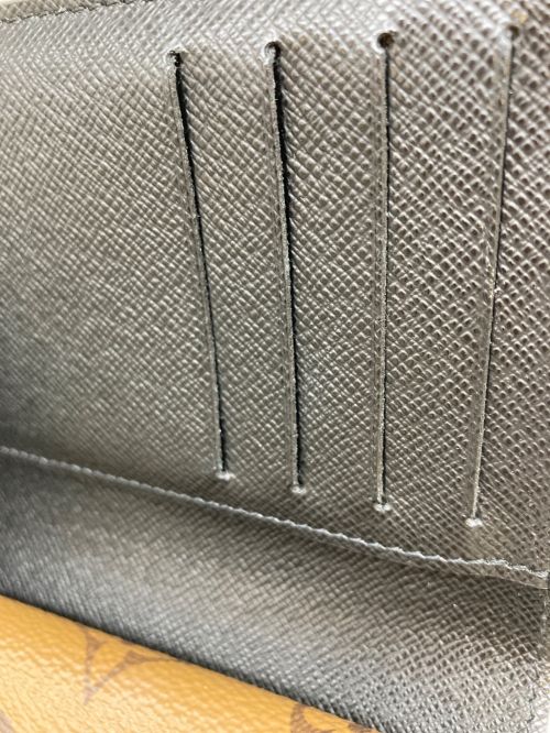LOUIS VUITTON（ルイ ヴィトン）LOUIS VUITTON (ルイ ヴィトン) 2つ折り財布の古着・服飾アイテム