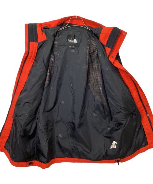 THE NORTH FACE（ザ ノース フェイス）THE NORTH FACE (ザ ノース フェイス) マウンテンパーカー レッド サイズ:Mの古着・服飾アイテム