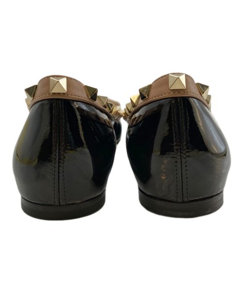 VALENTINO GARAVANI（ヴァレンティノ・ガラヴァーニ）VALENTINO GARAVANI (ヴァレンティノ・ガラヴァーニ) パンプス ベージュ×ブラック サイズ:36の古着・服飾アイテム