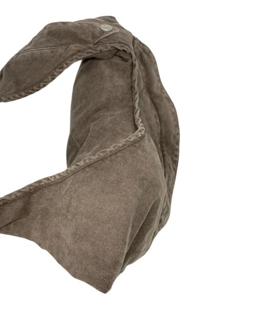 Omar Afridi（オマールアフリディ）Omar Afridi (オマールアフリディ) ショルダーバッグ グレーの古着・服飾アイテム