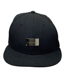 YOHJI YAMAMOTO×New Era（ヨウジヤマモト×ニューエラ）の古着「メタルプレートキャップ」｜ブラック