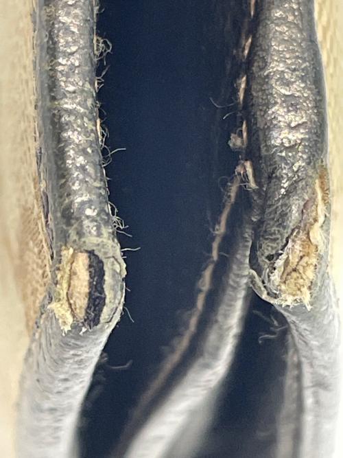 GUCCI（グッチ）GUCCI (グッチ) 財布 ブラウン×ゴールドの古着・服飾アイテム