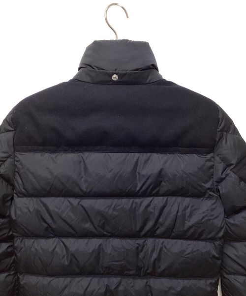 MONCLER（モンクレール）MONCLER (モンクレール) ダウンジャケット ネイビーの古着・服飾アイテム