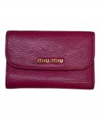 MIU MIUミュウミュウ）の古着「3つ折り財布」｜ピンク