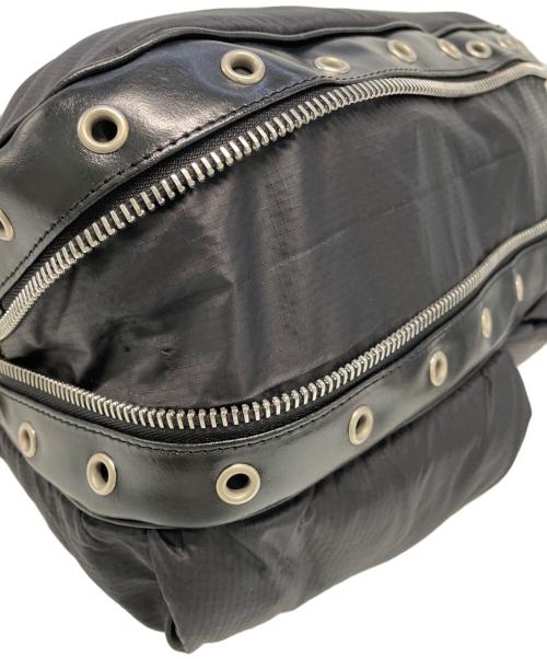 CELINE（セリーヌ）CELINE (セリーヌ) ナイロンショルダーバッグ ブラックの古着・服飾アイテム