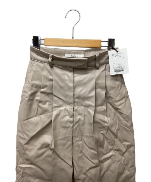 HER LIP TO（ハーリップトゥ）HER LIP TO (ハーリップトゥ) Vegan Leather Tapered Pants ベージュ サイズ:XS 未使用品の古着・服飾アイテム