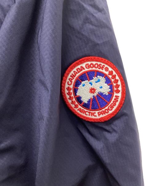 CANADA GOOSE（カナダグース）CANADA GOOSE (カナダグース) ダウンジャケット ネイビー サイズ:Sの古着・服飾アイテム