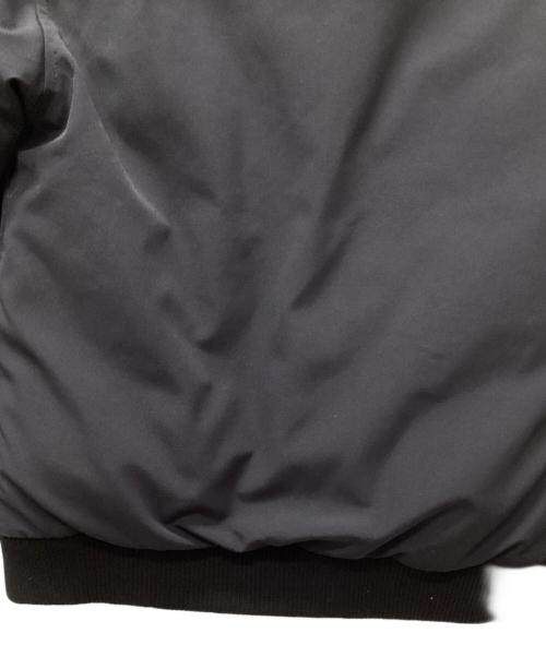 CANADA GOOSE（カナダグース）CANADA GOOSE (カナダグース) LABRADOR BOMBER ネイビー サイズ:Sの古着・服飾アイテム