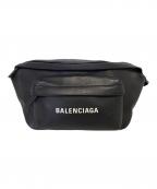 BALENCIAGAバレンシアガ）の古着「ボディーバッグ」｜ブラック