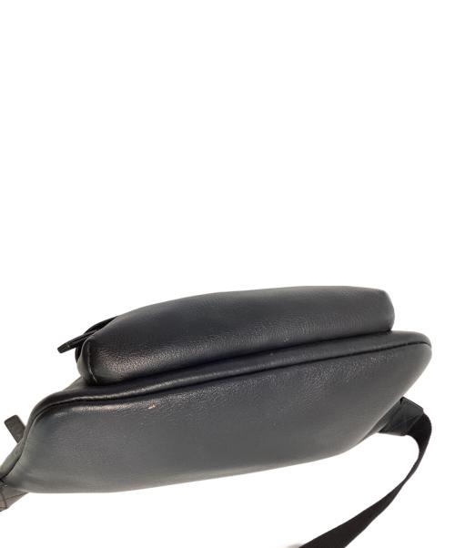 BALENCIAGA（バレンシアガ）BALENCIAGA (バレンシアガ) ボディーバッグ ブラックの古着・服飾アイテム