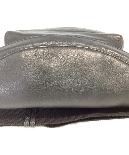 BALENCIAGA（バレンシアガ）BALENCIAGA (バレンシアガ) ボディーバッグ ブラックの古着・服飾アイテム