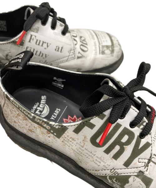 Dr.Martens（ドクターマーチン）Dr.Martens (ドクターマーチン) SEX PISTOLS (セックスピストルズ) 3ホールシューズ ホワイト×ブラック サイズ:UK8の古着・服飾アイテム