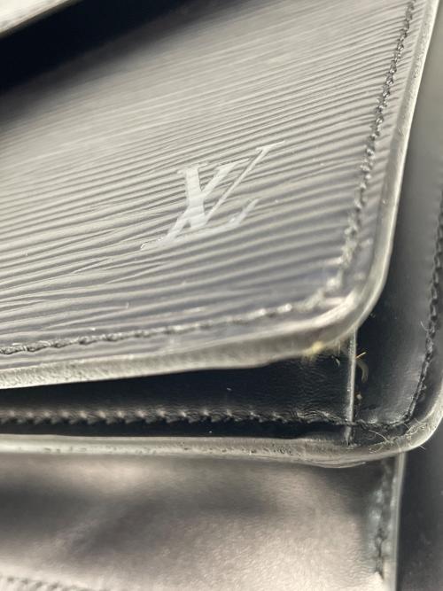 LOUIS VUITTON（ルイ ヴィトン）LOUIS VUITTON (ルイ ヴィトン) コンコルドハンドバッグ ブラックの古着・服飾アイテム