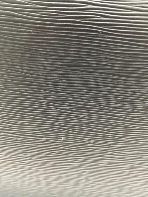 LOUIS VUITTON（ルイ ヴィトン）LOUIS VUITTON (ルイ ヴィトン) 2WAYバッグ ブラックの古着・服飾アイテム