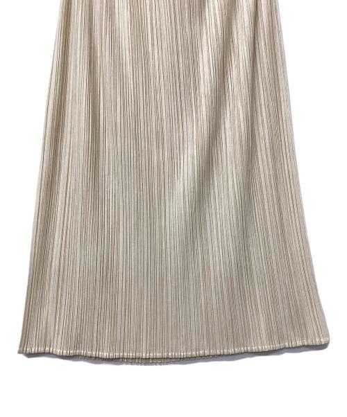 PLEATS PLEASE（プリーツプリーズ）PLEATS PLEASE (プリーツプリーズ) 膝丈プリーツスカート アイボリー サイズ:3の古着・服飾アイテム