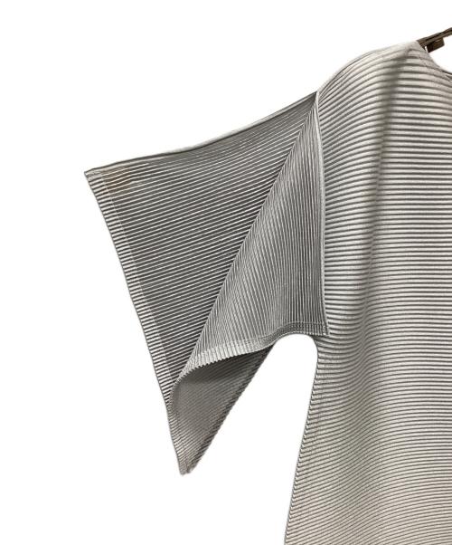 PLEATS PLEASE（プリーツプリーズ）PLEATS PLEASE (プリーツプリーズ) 半袖カットソー グレー サイズ:3の古着・服飾アイテム