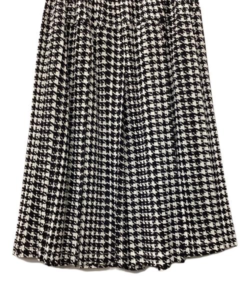 PLEATS PLEASE（プリーツプリーズ）PLEATS PLEASE (プリーツプリーズ) フレアスカート ブラック×ホワイト サイズ:5の古着・服飾アイテム