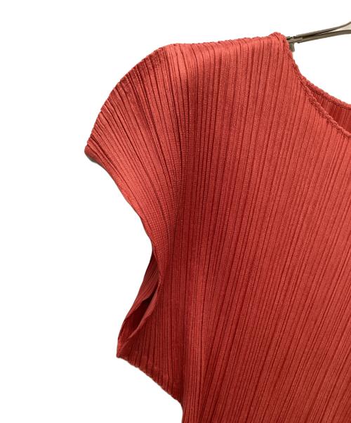 PLEATS PLEASE（プリーツプリーズ）PLEATS PLEASE (プリーツプリーズ) ノースリーブカットソー レッド サイズ:3の古着・服飾アイテム