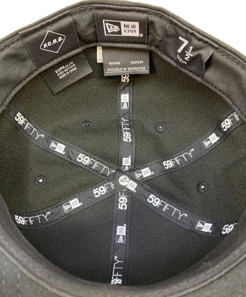 F.C.R.B.（エフシーレアルブリストル）F.C.R.B. (エフシーレアルブリストル) New Era (ニューエラ) ラインストーンキャップ ブラック サイズ:71/2(59.6cm)の古着・服飾アイテム
