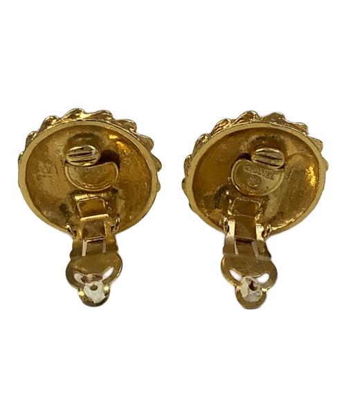 CHANEL（シャネル）CHANEL (シャネル) イヤリング ゴールドカラーの古着・服飾アイテム