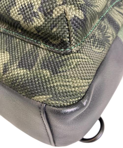 COACH（コーチ）COACH (コーチ) ボディーバッグ グリーン×ブラックの古着・服飾アイテム