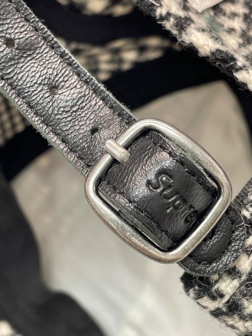 SUPREME（シュプリーム）SUPREME (シュプリーム) Harris Tweed (ハリスツイード) キャップ ブラックの古着・服飾アイテム