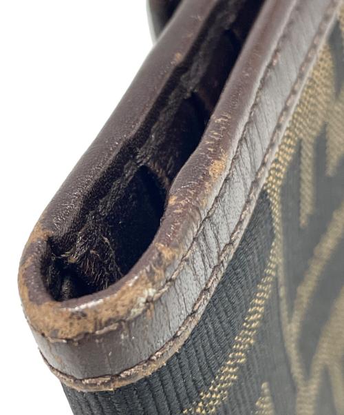 FENDI（フェンディ）FENDI (フェンディ) 3つ折り財布 ブラウンの古着・服飾アイテム