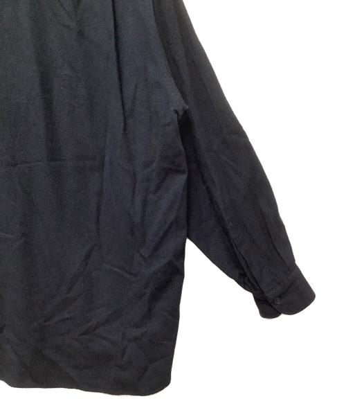 COMOLI（コモリ）COMOLI (コモリ) プルオーバーシャツ ブラック サイズ:2の古着・服飾アイテム