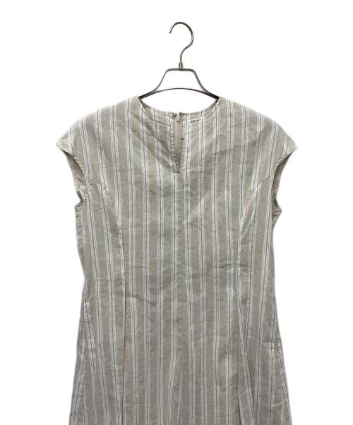 23区（ニジュウサンク）23区 (ニジュウサンク) ノースリーブワンピース ベージュ サイズ:40 未使用品の古着・服飾アイテム