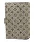 LOUIS VUITTON (ルイ ヴィトン) 手帳カバー カーキ：6000円