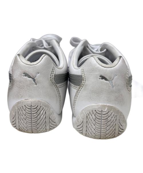 PUMA（プーマ）PUMA (プーマ) スニーカー ホワイト×シルバー サイズ:26の古着・服飾アイテム