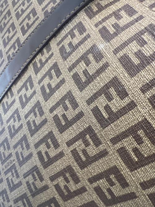 FENDI（フェンディ）FENDI (フェンディ) PVCトートバッグ ブラウンの古着・服飾アイテム