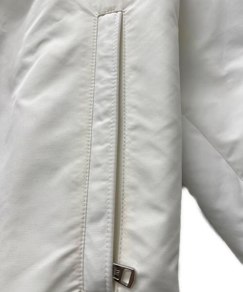 MONCLER（モンクレール）MONCLER (モンクレール) ジャケット ホワイト サイズ:2の古着・服飾アイテム