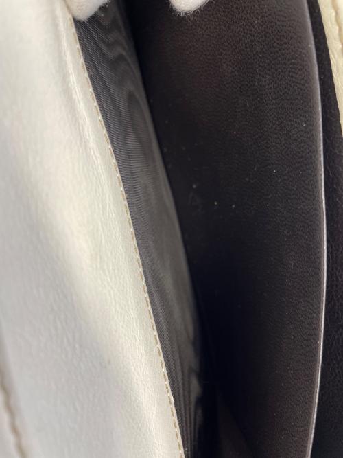 GUCCI（グッチ）GUCCI (グッチ) 長財布 アイボリー サイズ:-の古着・服飾アイテム