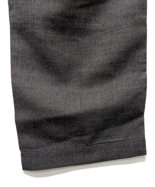 JUNYA WATANABE COMME des GARCONS（(ジュンヤワタナベ コムデギャルソン）JUNYA WATANABE COMME des GARCONS ((ジュンヤワタナベ コムデギャルソン) パンツ グレー サイズ:XSの古着・服飾アイテム