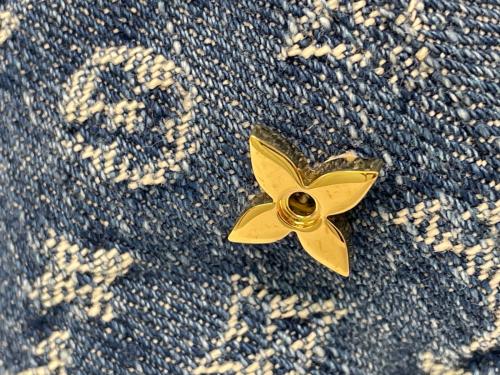 LOUIS VUITTON（ルイ ヴィトン）LOUIS VUITTON (ルイ ヴィトン) キャップ インディゴの古着・服飾アイテム