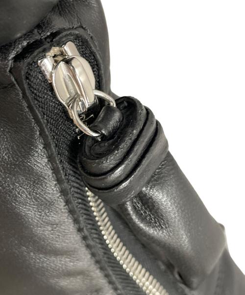 LEMAIRE（ルメール）LEMAIRE (ルメール) スモールクロワッサンバッグ ブラックの古着・服飾アイテム