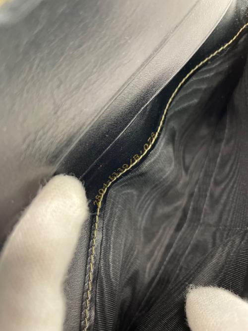 FENDI（フェンディ）FENDI (フェンディ) 長財布 ブラウン×ブラックの古着・服飾アイテム