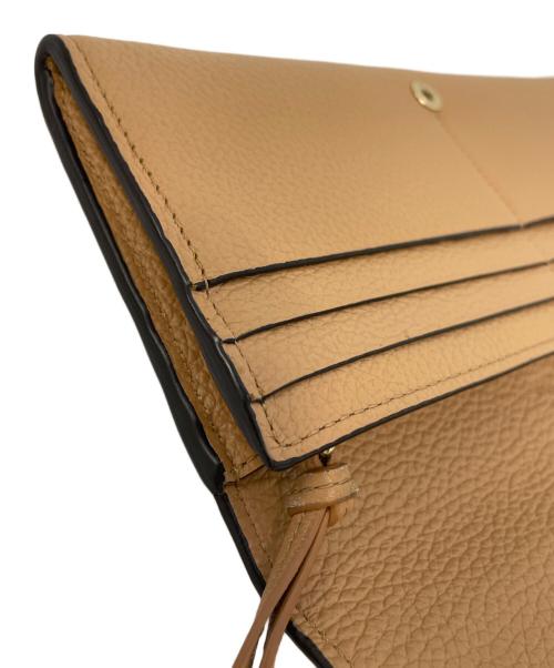 Chloe（クロエ）Chloe (クロエ) 長財布 ベージュの古着・服飾アイテム